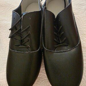 No Brand Size 8 Black Oxfords